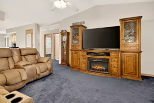 3510 Grandview Dr, Rockford, IL 61114 - Photo 9