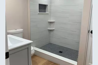 10623 S Mackinaw Avenue, Chicago, IL 60617 - Photo 9
