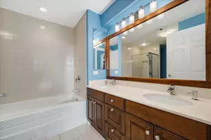 21 E Huron St, Chicago, IL 60611 - Photo 21
