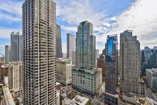 21 E Huron St, Chicago, IL 60611 - Photo 27