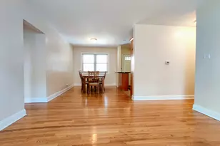 2435 W Balmoral Ave, Chicago, IL 60625 - Photo 3