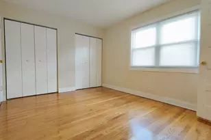 2435 W Balmoral Ave, Chicago, IL 60625 - Photo 15
