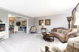 16305 Riverwood Dr, Plainfield, IL 60586 - Photo 9