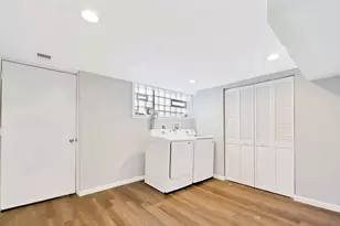 50 E 37th St, Chicago, IL 60653 - Photo 9