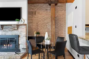 331 S Peoria St, Chicago, IL 60607 - Photo 7