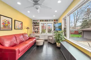 10024 S Leavitt St, Chicago, IL 60643 - Photo 9