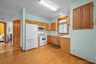 112 Grace Ln, Fox River Grove, IL 60021 - Photo 7
