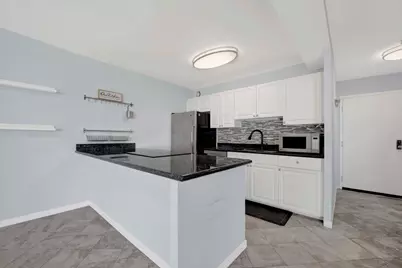 5320 N Sheridan Road #1504, Chicago, IL 60640 - Photo 7