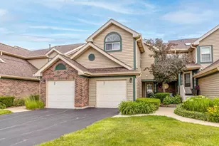 951 Ridgefield Ln, Wheeling, IL 60090 - Photo 1