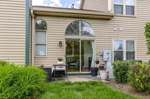 951 Ridgefield Ln, Wheeling, IL 60090 - Photo 21