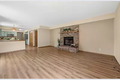205 Whitaker Court, Woodstock, IL 60098 - Photo 13