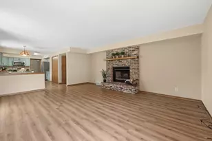 205 Whitaker Ct, Woodstock, IL 60098 - Photo 13