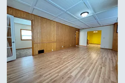 224 W 2nd Place, Spring Valley, IL 61362 - Photo 9
