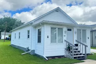 224 W 2nd Pl, Spring Valley, IL 61362 - Photo 3