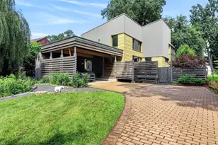 4737 Puffer Rd, Downers Grove, IL 60515 - Photo 1