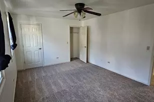 833 Village Quarter Rd, West Dundee, IL 60118 - Photo 13