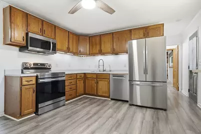 306 W Olive Street, Minier, IL 61759 - Photo 7