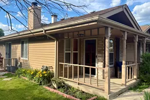 151 Pier Ct, Naperville, IL 60565 - Photo 1