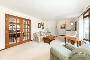 29W303 Hartman Dr, Naperville, IL 60564 - Photo 7