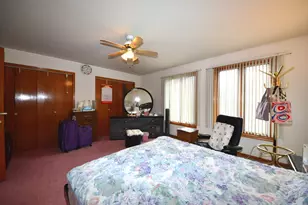 2823 S Farrell St, Chicago, IL 60608 - Photo 17
