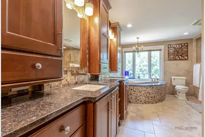2768 Glendower Terrace, Elgin, IL 60124 - Photo 31