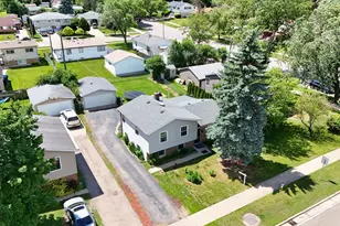 3332 N Lewis Ave, Waukegan, IL 60087 - Photo 3