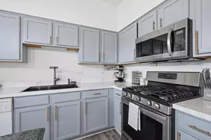 4201 Dillon St, Plano, IL 60545 - Photo 9