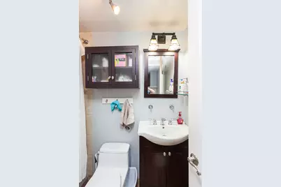 3608 N Pine Grove Avenue #B7, Chicago, IL 60613 - Photo 13
