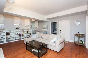 3608 N Pine Grove Ave, Chicago, IL 60613 - Photo 5