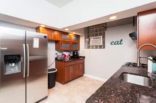 3608 N Pine Grove Ave, Chicago, IL 60613 - Photo 9