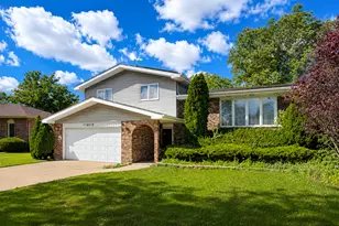 4018 Violet Ln, Matteson, IL 60443 - Photo 1