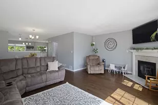 773 W Misty Dr, Palatine, IL 60074 - Photo 7