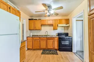 418 Arnold Ave, Romeoville, IL 60446 - Photo 3