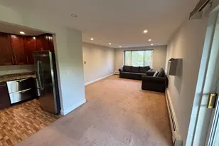 1375 Rebecca Dr, Hoffman Estates, IL 60169 - Photo 25