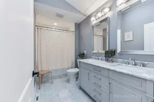 30W172 Claymore Ln, Naperville, IL 60563 - Photo 19