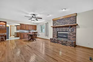 413 Price St, Morris, IL 60450 - Photo 5