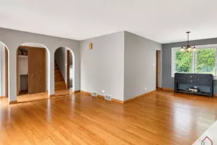 1712 Tina Ln, Flossmoor, IL 60422 - Photo 3