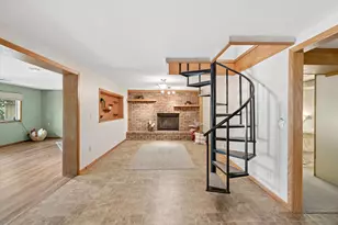 860 42nd St, New Boston, IL 61272 - Photo 9