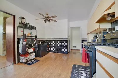124 Sawyer Avenue, La Grange, IL 60525 - Photo 9
