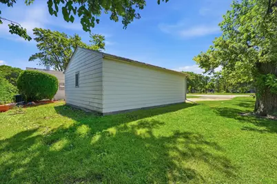1988 E Touhy Avenue, Des Plaines, IL 60018 - Photo 23