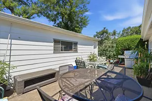 1988 E Touhy Ave, Des Plaines, IL 60018 - Photo 21