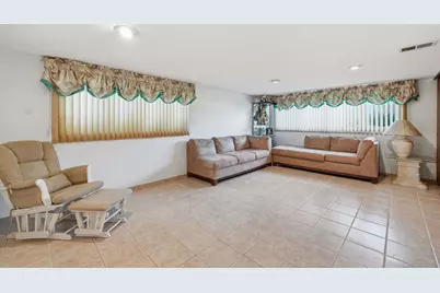 1988 E Touhy Avenue, Des Plaines, IL 60018 - Photo 13