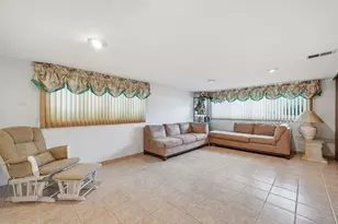1988 E Touhy Ave, Des Plaines, IL 60018 - Photo 13