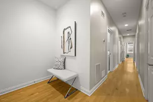 2323 W Montrose Ave, Chicago, IL 60618 - Photo 11