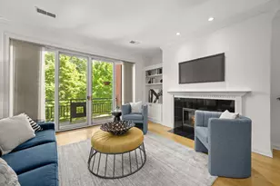 2323 W Montrose Ave, Chicago, IL 60618 - Photo 5