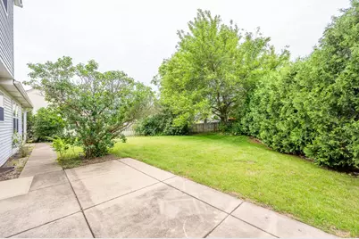 654 Anderson Drive, Lake in the Hills, IL 60156 - Photo 17