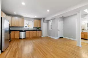 6819 N Lakewood Ave, Chicago, IL 60626 - Photo 5
