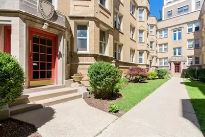 6819 N Lakewood Avenue #3E, Chicago, IL 60626 - Photo 1