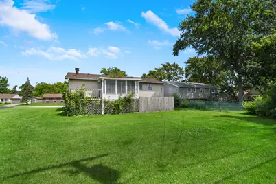 17800 Michael Avenue, Country Club Hills, IL 60478 - Photo 19