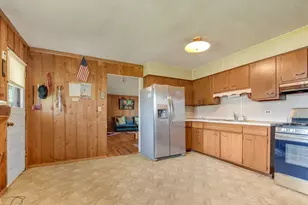 17800 Michael Ave, Country Club Hills, IL 60478 - Photo 5